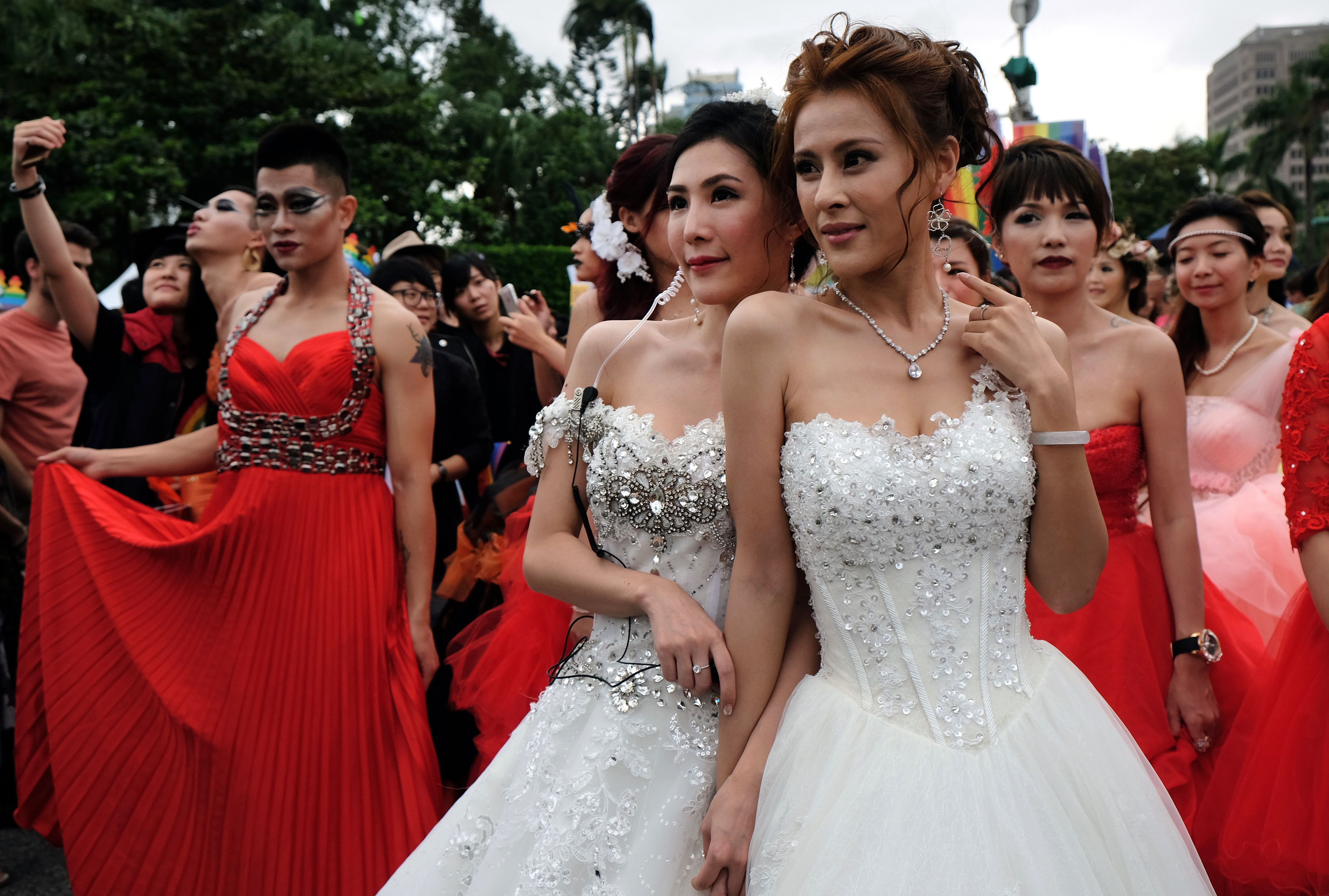 Same-sex marriage registration now open in Taipei | PinkNews