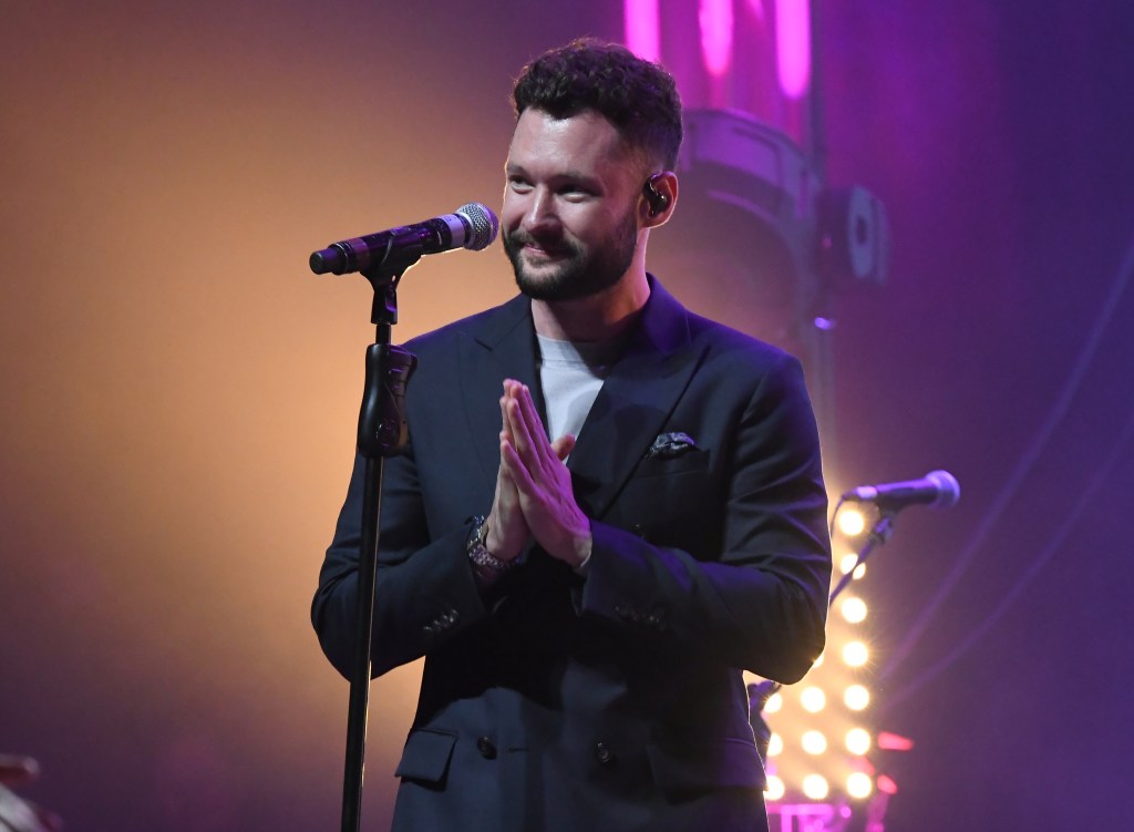 Dancing On My Own' singer Calum Scott says he'll perform for