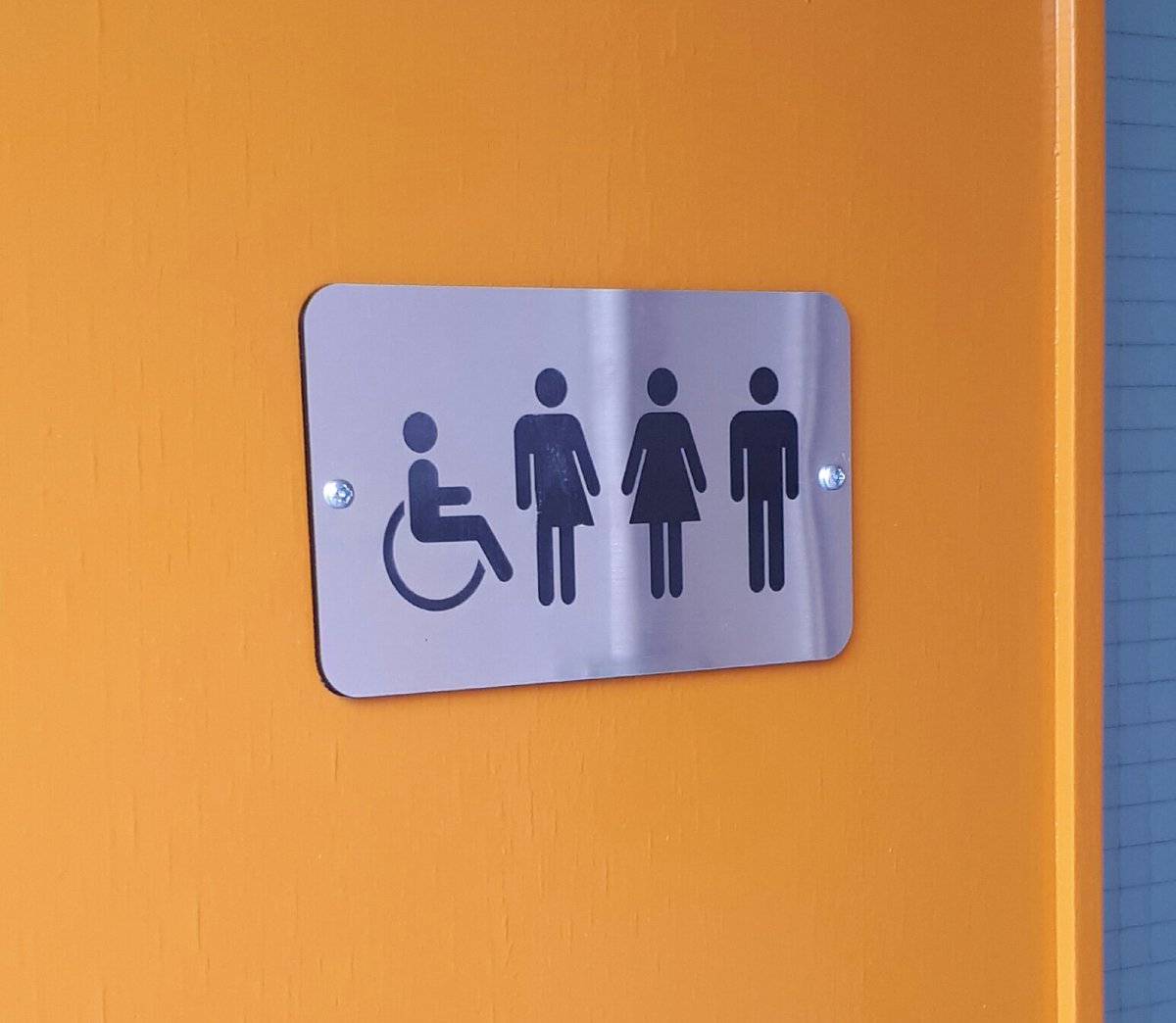 An Irish University Has Created Dozens Of Gender Neutral Bathrooms And Everything Is Fine