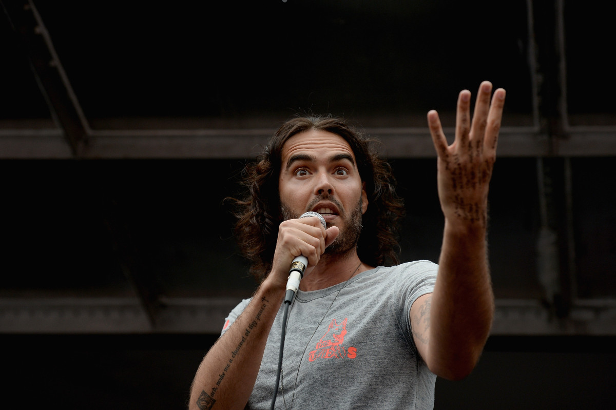 Russell Brand and Laura Gallacher Expecting Baby No. 3