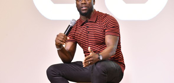 Kevin Hart apologises to LGBT community