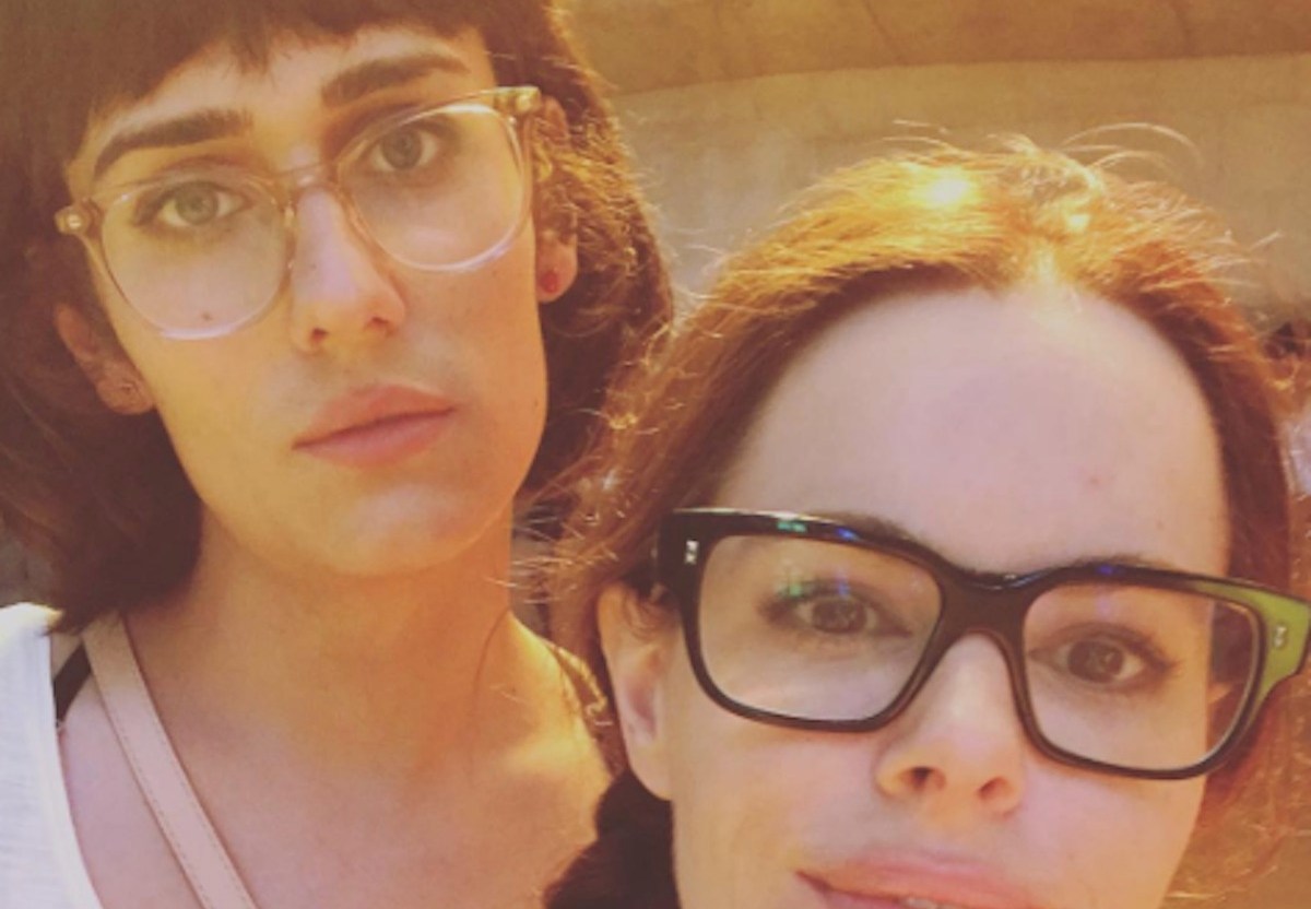 Teddy Geiger Is Dating Schitts Creek Star Emily Hampshire Pinknews 2104