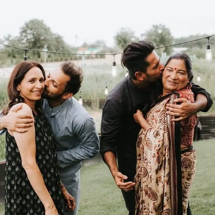 Gay indian wedding photos go viral