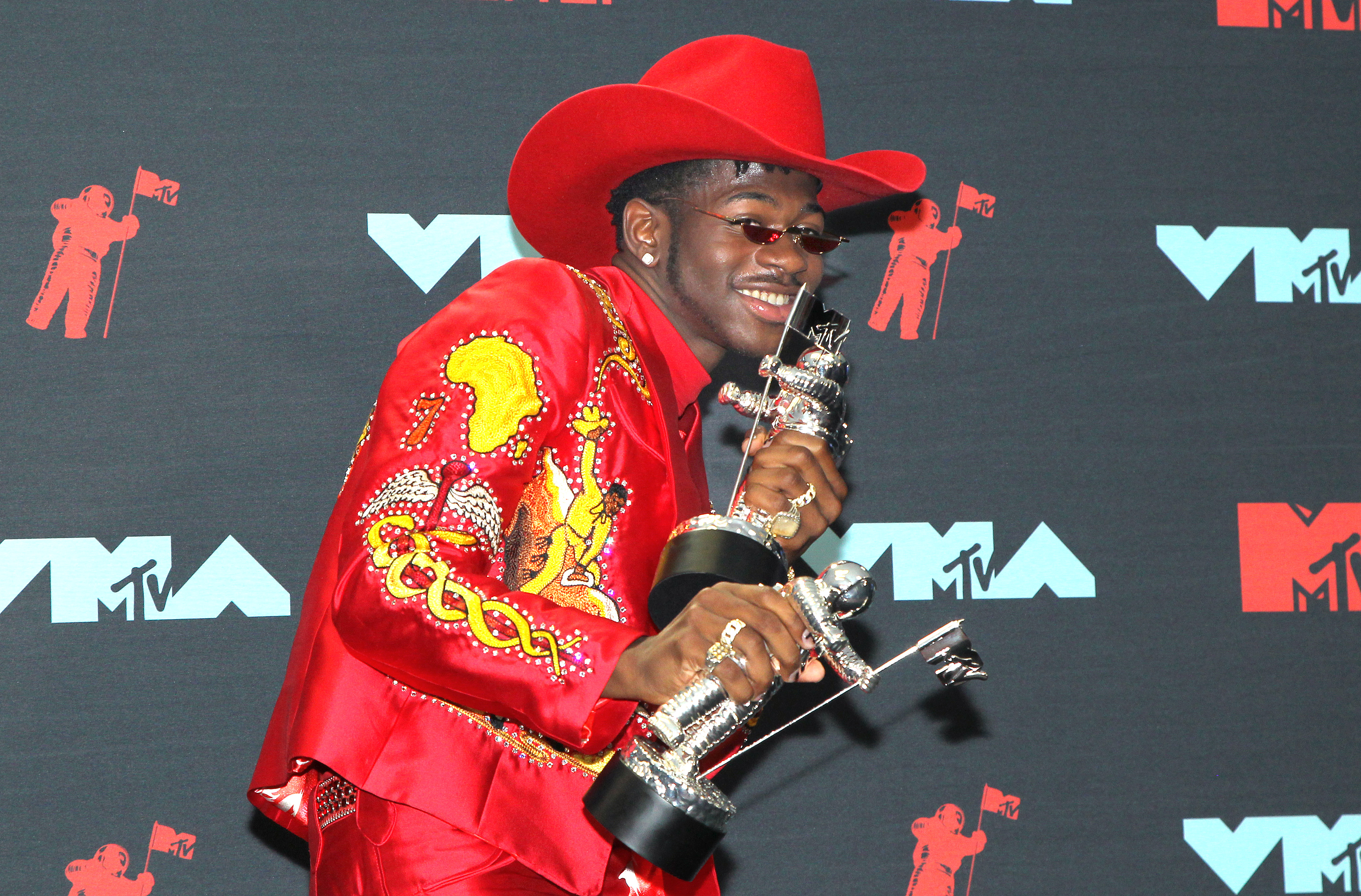 Lil nas x награды.