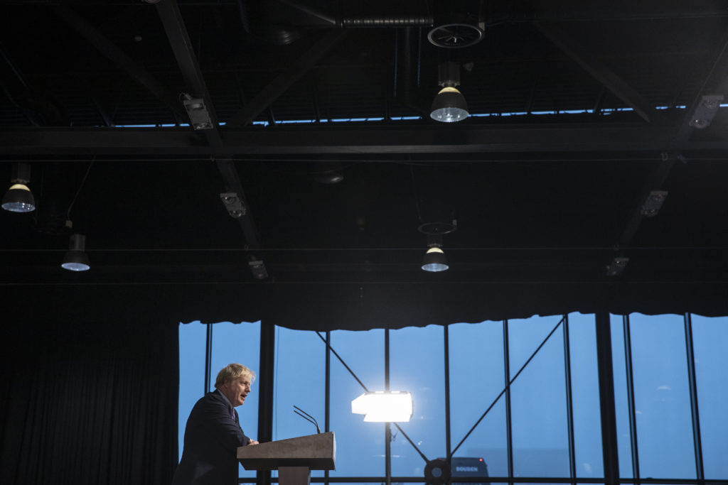 Boris Johnson delivers a speech at the launch of his party's manifesto. Dan Kitwood/Getty Images)
