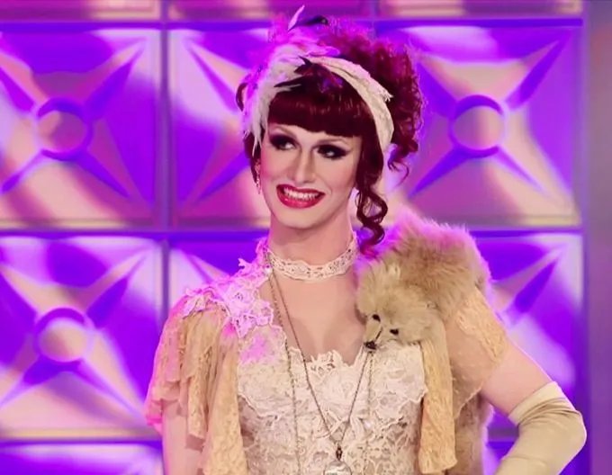 Jinkx Monsoon on the Drag Race mainstage