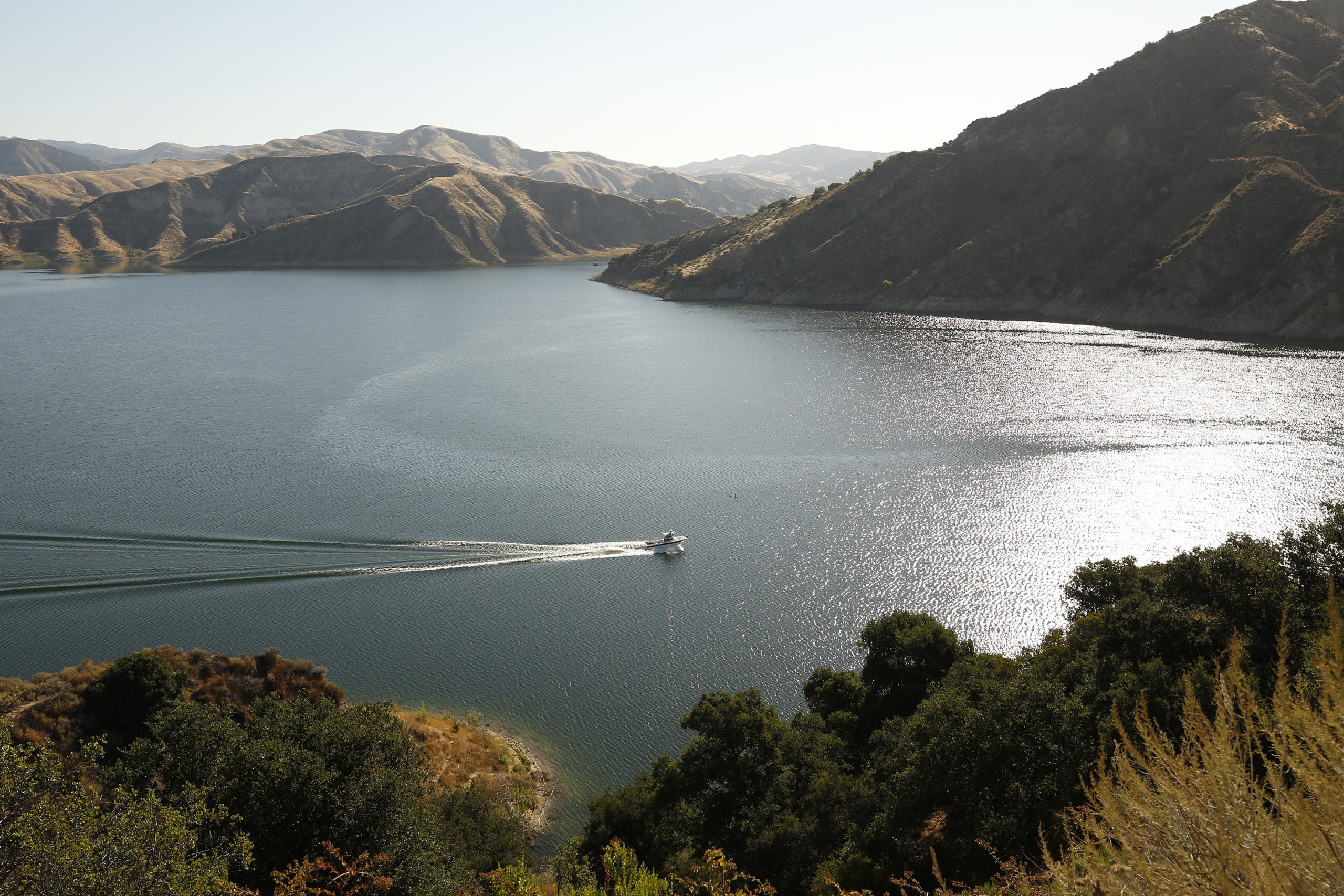 Ventura County Sheriffs Search and Rescue dive team located a body Monday morning in Lake Piru 