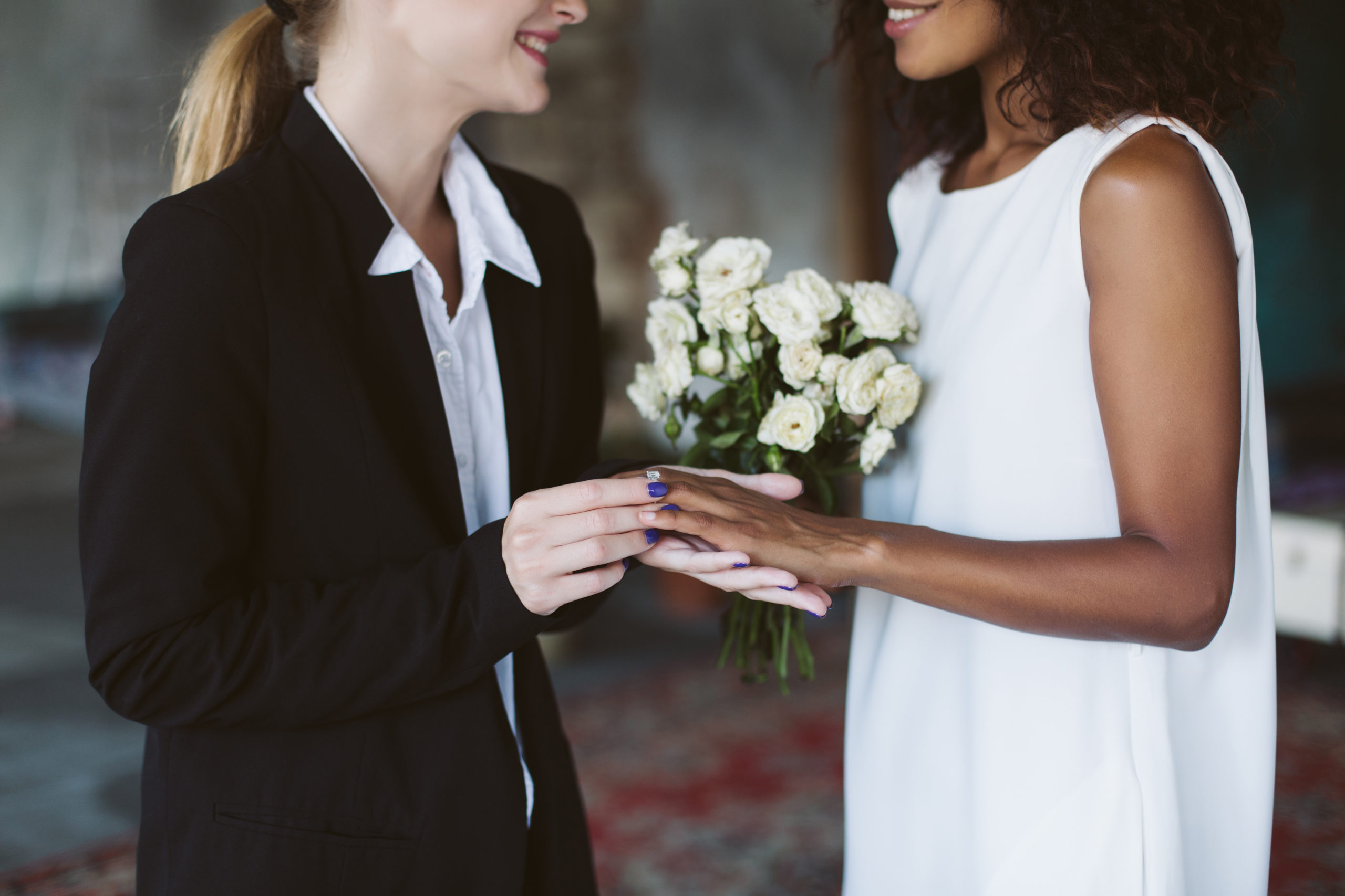 Woman refuses to help bisexual daughter pay for her wedding to a woman