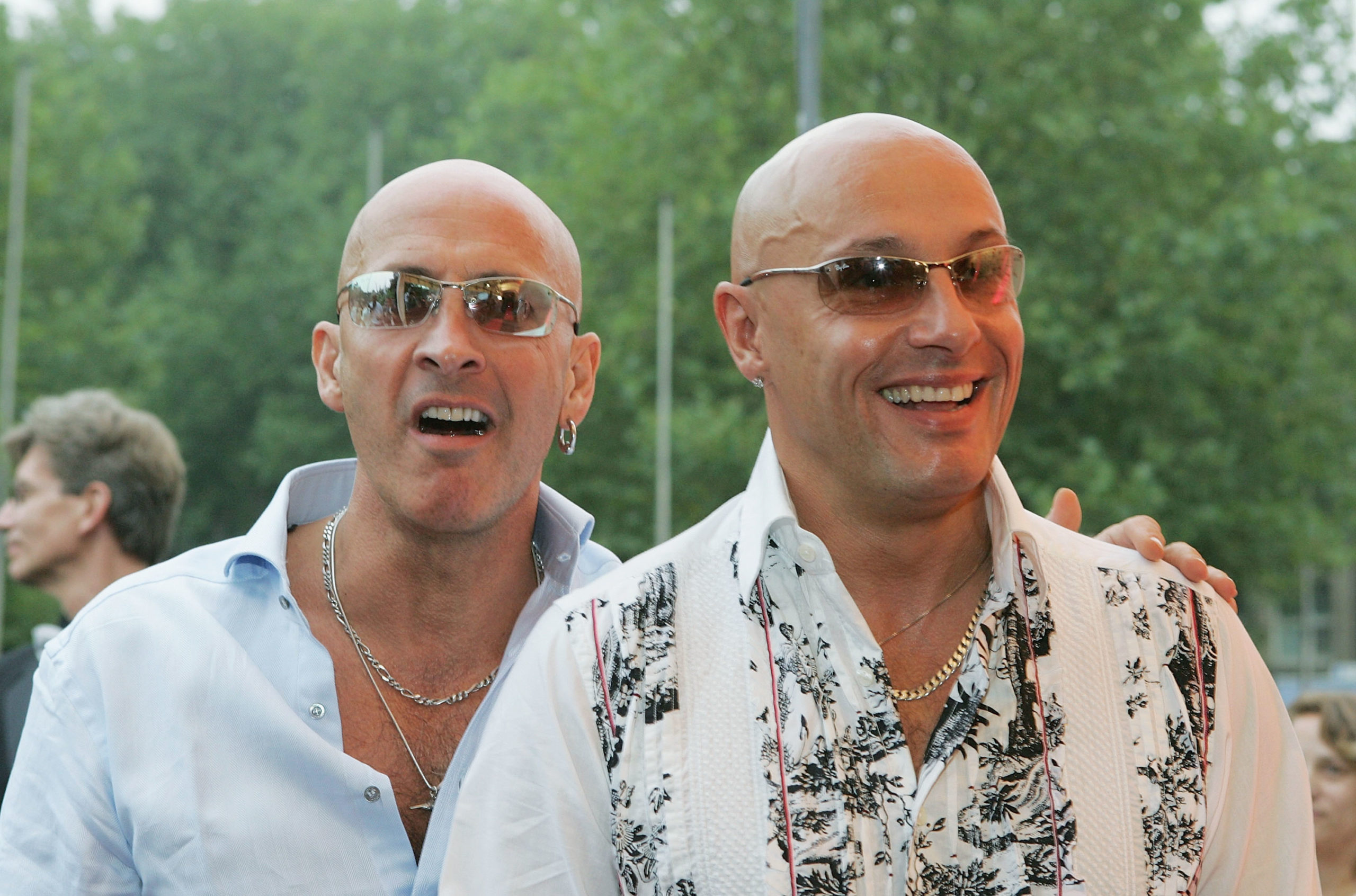 Группа right said Fred. Right said Fred фото. Right said Fred gif. Right said Fred i'm too.