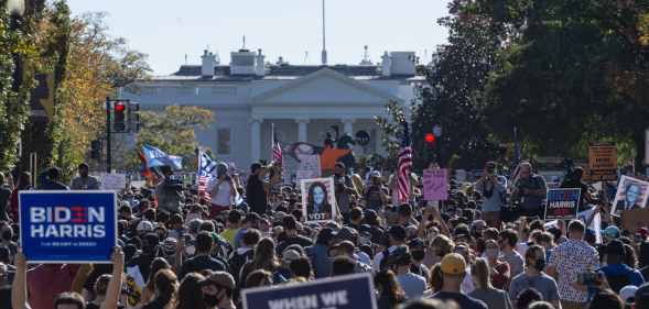 Crowds troll Donald Trump by dancing the YMCA outside the White House