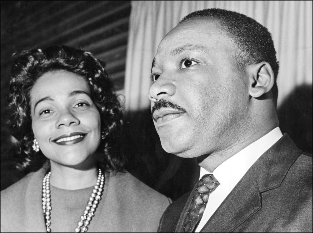 1964: Coretta Scott King and her husband Dr Martin Luther King 09 December in Oslo where he received the Nobel Peace Prize. 