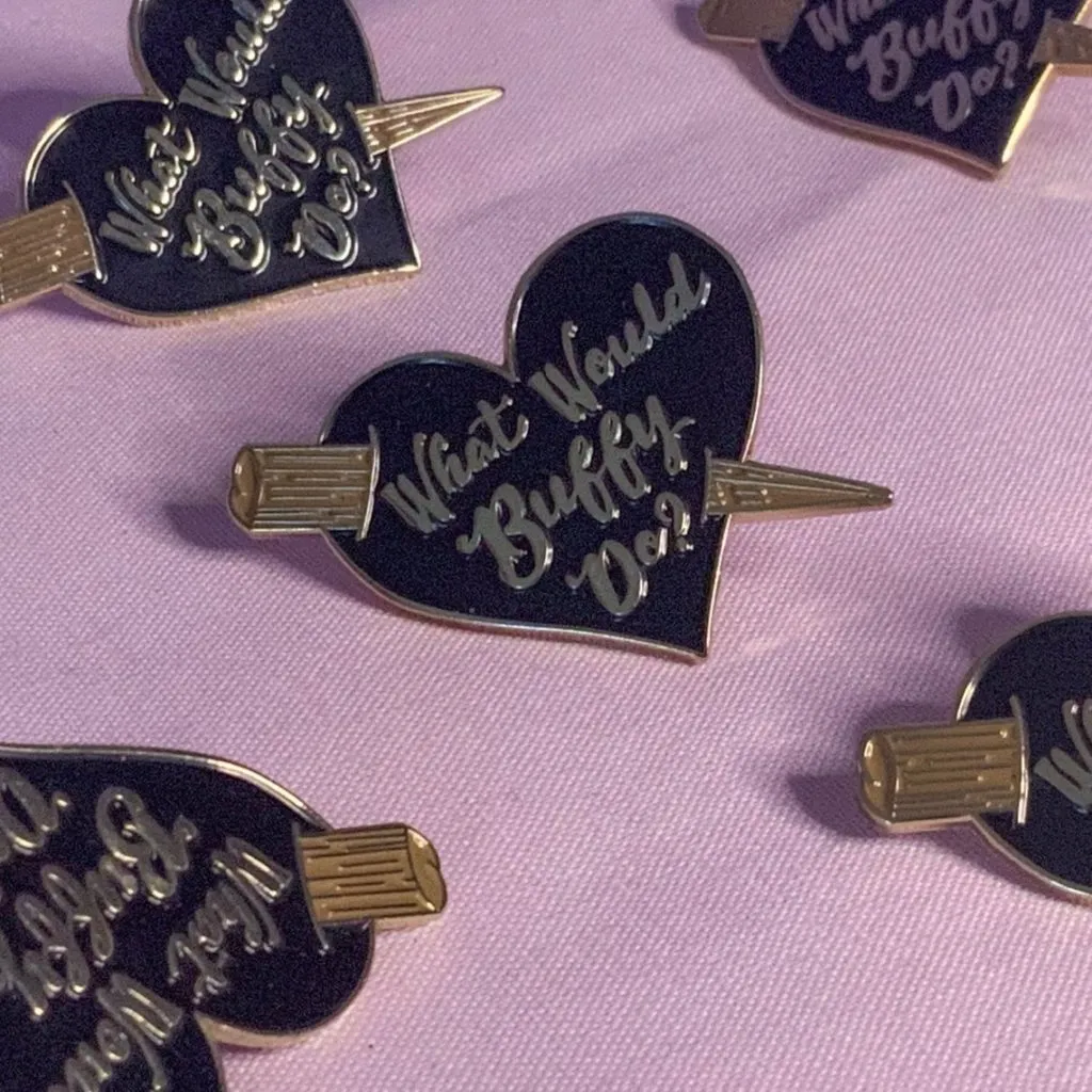 The 'What would Buffy do?' pin. (screengirlberlin/Etsy)