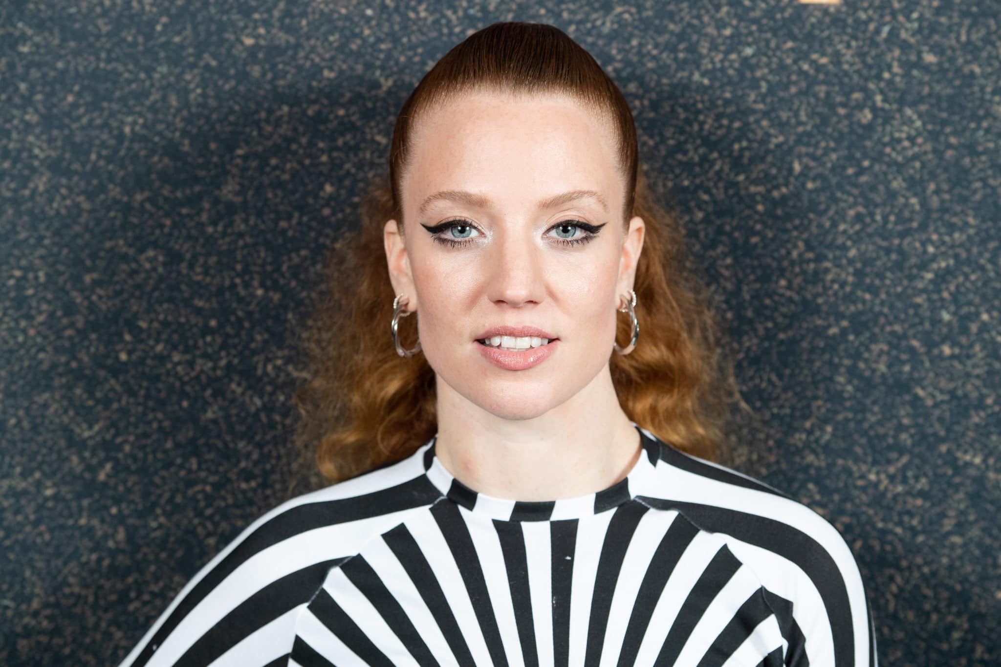 Jess Glynne apologises for transphobic slur after Mo Gilligan interview