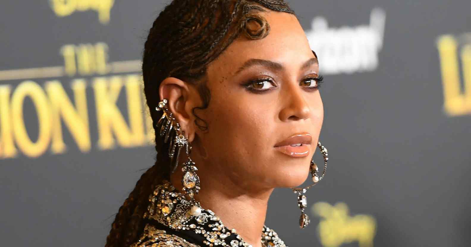 Huge fire at Beyoncé's historic New Orleans mansion being investigated ...