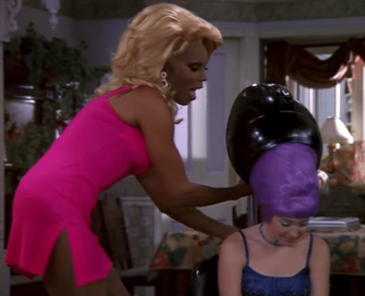 RuPaul appears in an episode of Sabrina the Teenage Witch. 
