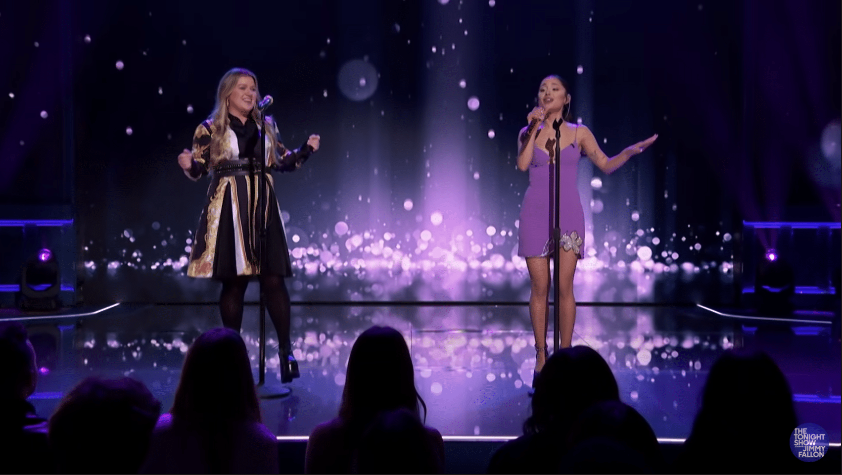 Ariana Grande And Kelly Clarkson Deliver Epic Big Pop Girl Tribute