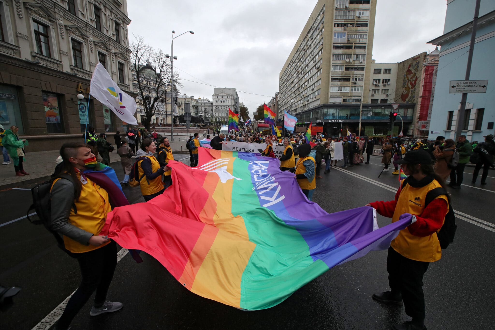 LGBT+ Ukraine Community Joins Civilian Fightback Against Russia