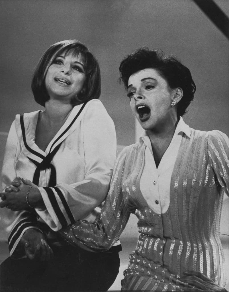 American actress and singer Barbra Streisand sings a duet with Judy Garland (1922 - 1969) during episode 9 of The Judy Garland Show. 