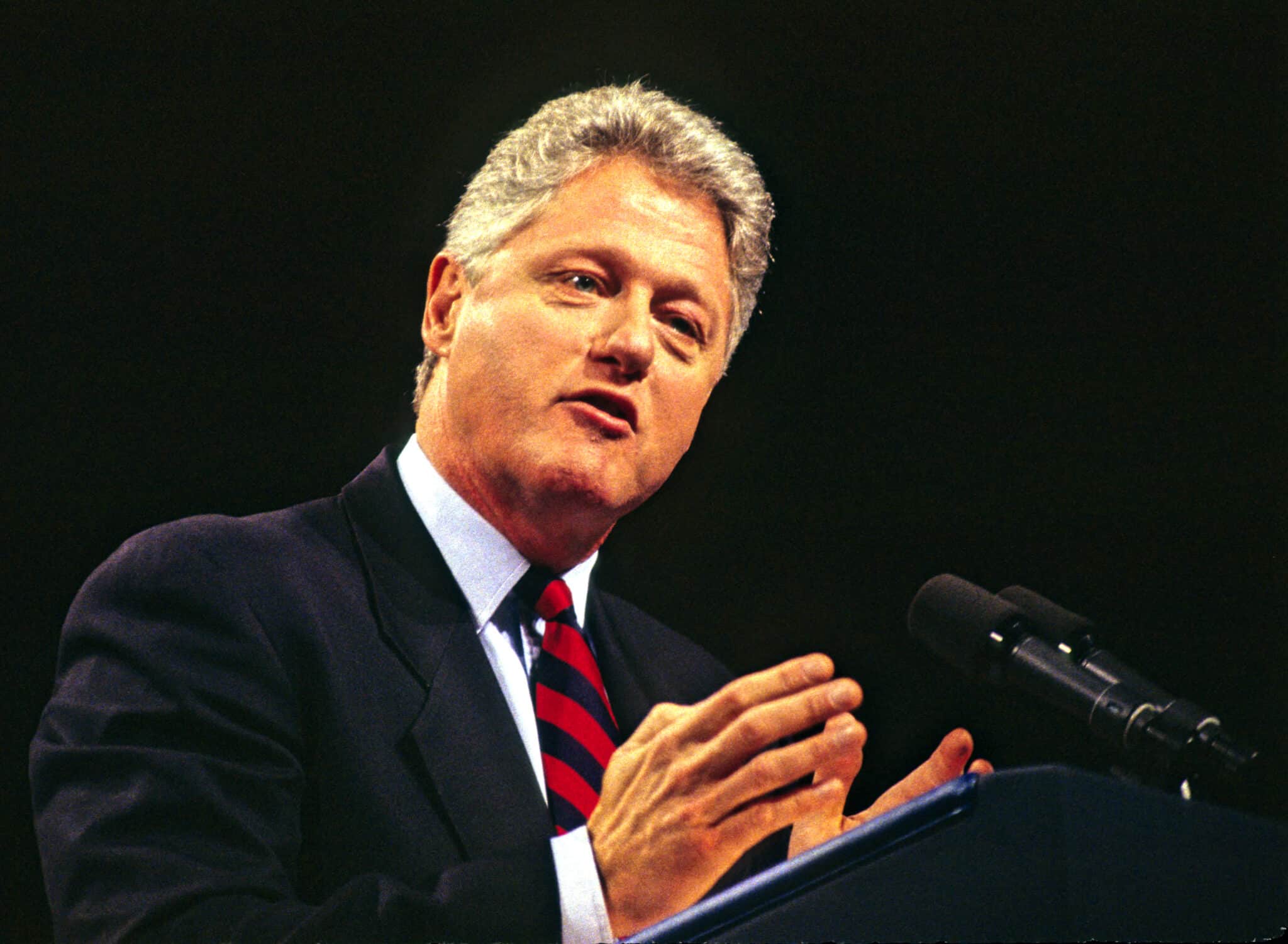 American politician US President Bill Clinton speaks from a podium at the Democratic Leadership Council's (DLC) 1995 Annual Conference in the Washington Convention Center, Washington DC, November 13, 1995. 