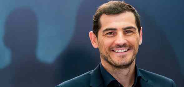 Iker Casillas attends 'Colgar Las Alas' photocall at Movistar Studios on November 18, 2020 in Madrid, Spain.