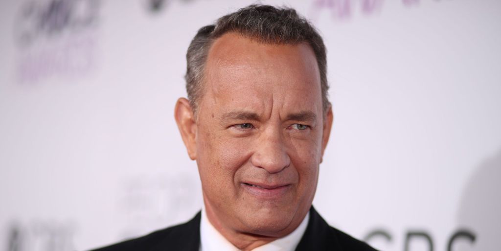 A close-up photo of actor Tom Hanks at the 2017 People's Choice Awards