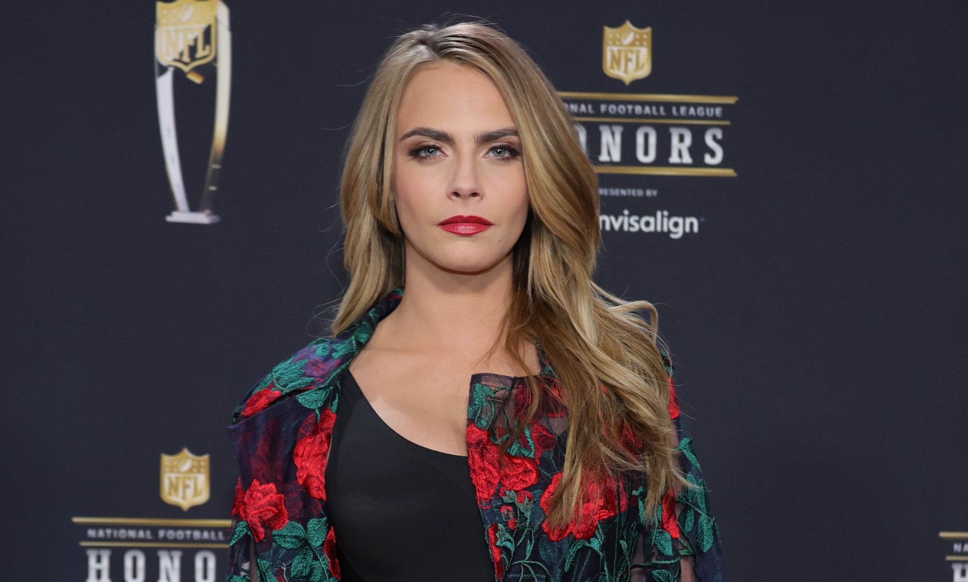 Cara Delevingne Admits She Lived Straight Lifestyle While Queer