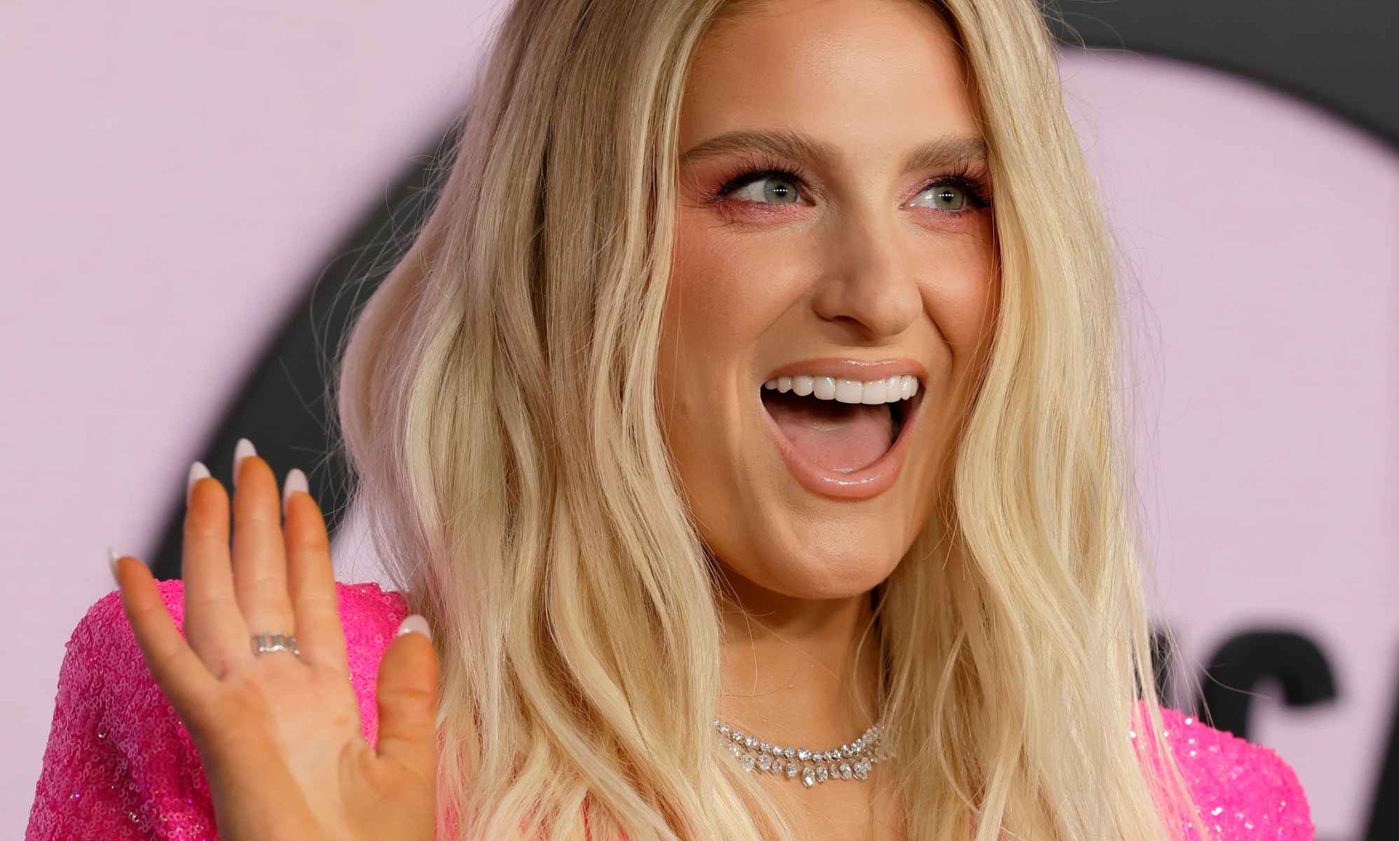 Pop Crave on X: Meghan Trainor's Made You Look wins the award