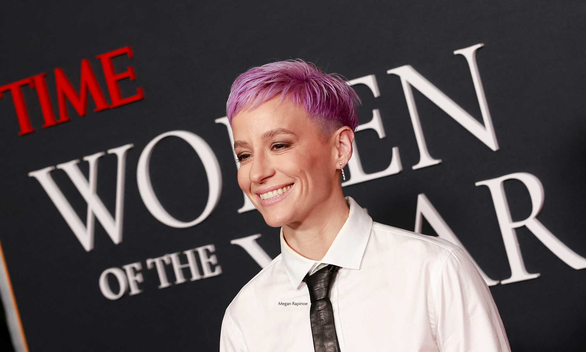 Megan Rapinoe First Openly Gay Woman In Sports Illustrated Swimsuit Edition Pinknews 