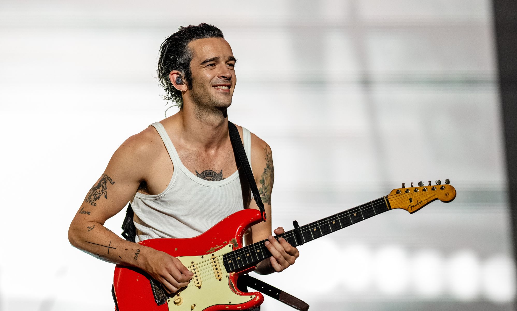 The 1975's Matty Healey faces legal action for gay kiss in Malaysia