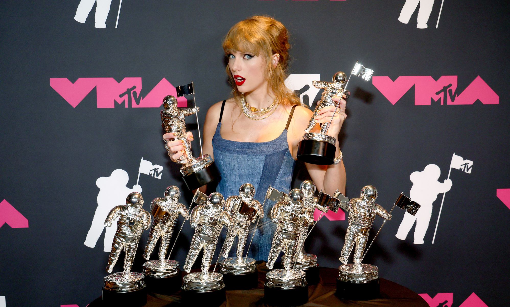 Taylor Swift MTV VMA 2023. Taylor Swift 2023. MTV Awards.