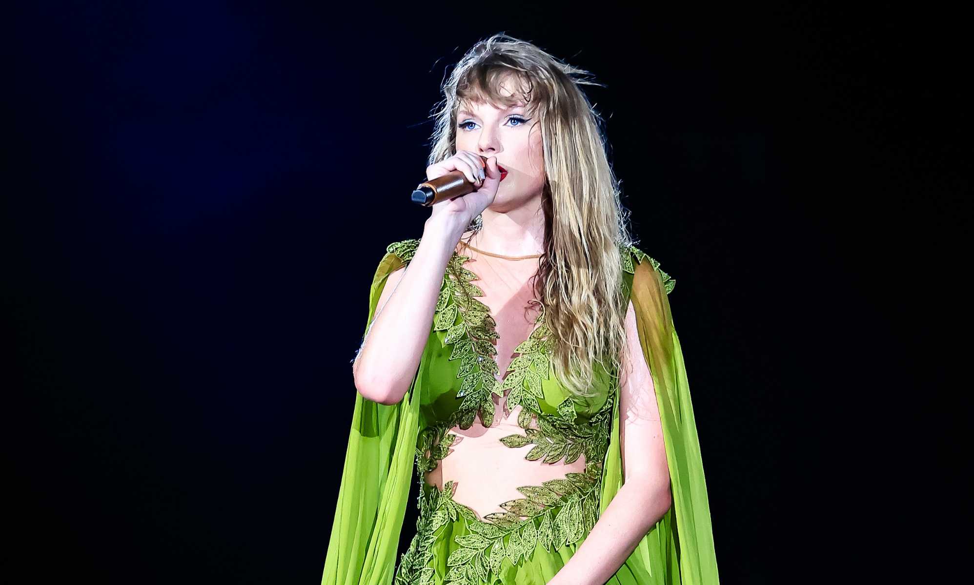 Taylor Swift postpones concert after death of fan in Rio