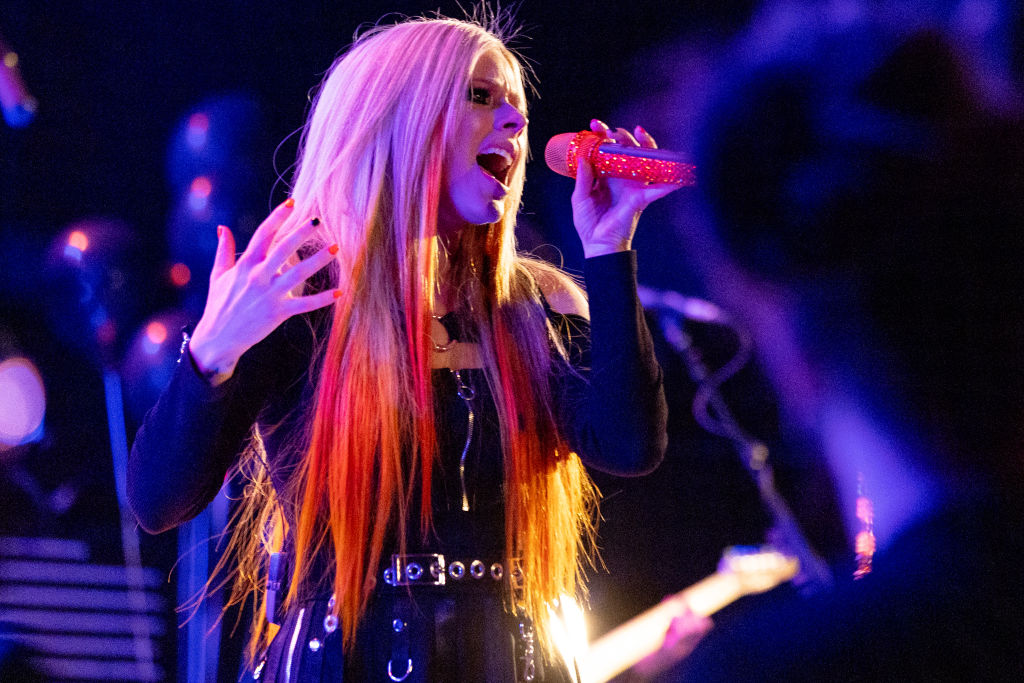 Avril Lavigne Announces Greatest Hits Tour Dates And Ticket Details 9053