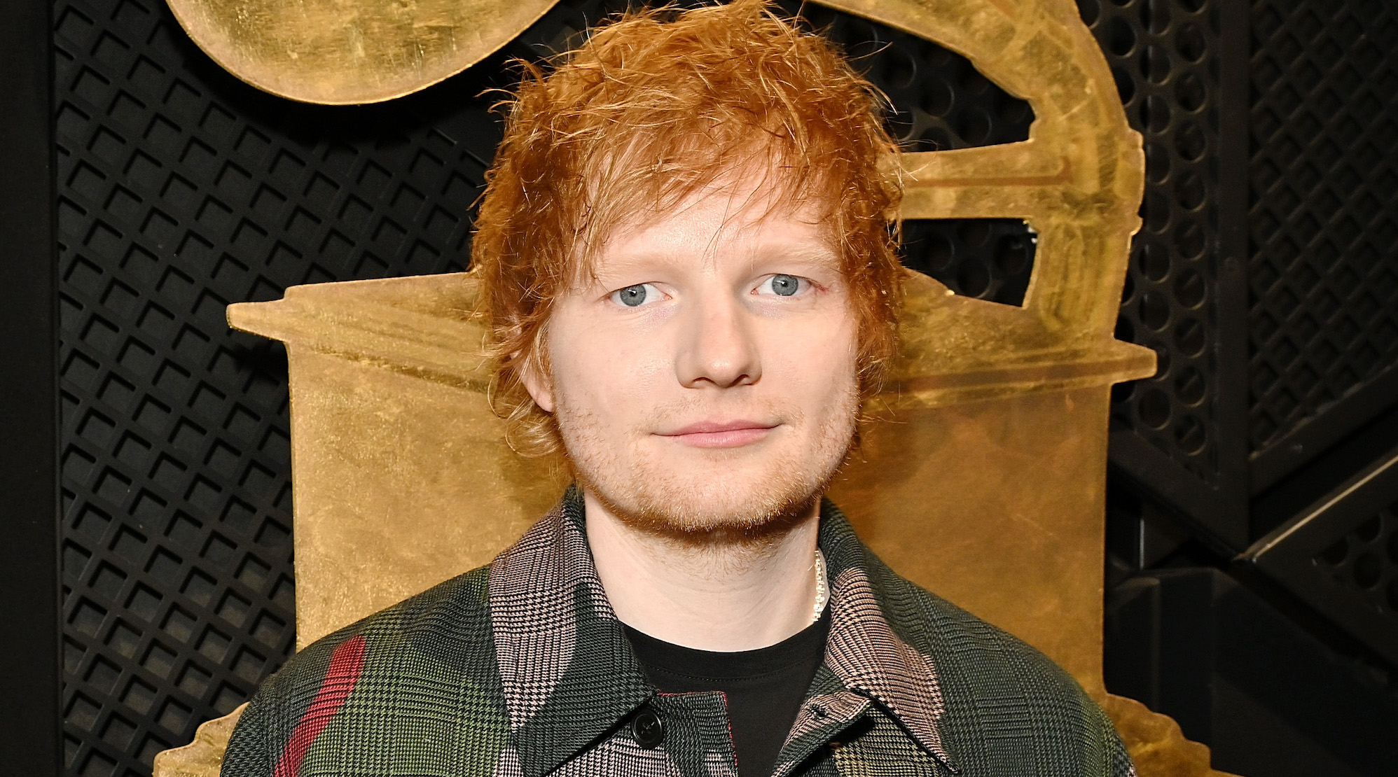 Ed Sheeran - Kiss Me (Music Video)