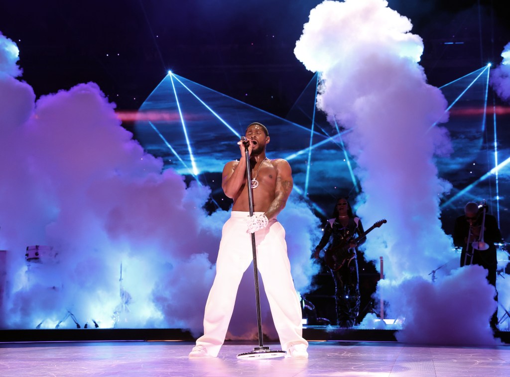 Usher strips down for Skims campaign ahead of Super Bowl half-time show