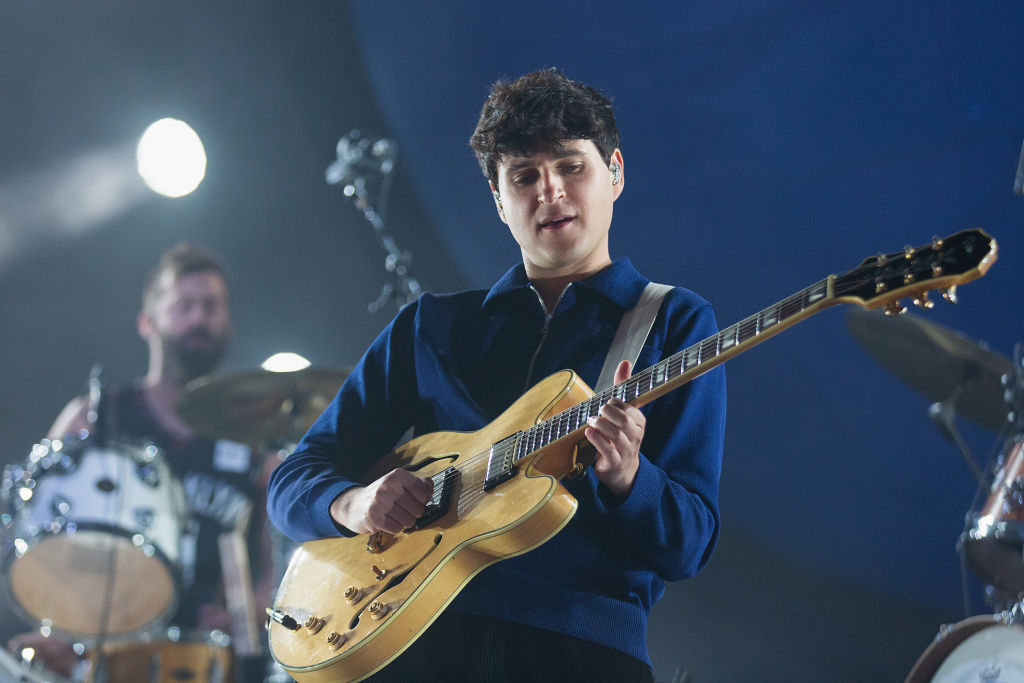 vampire weekend tour dates