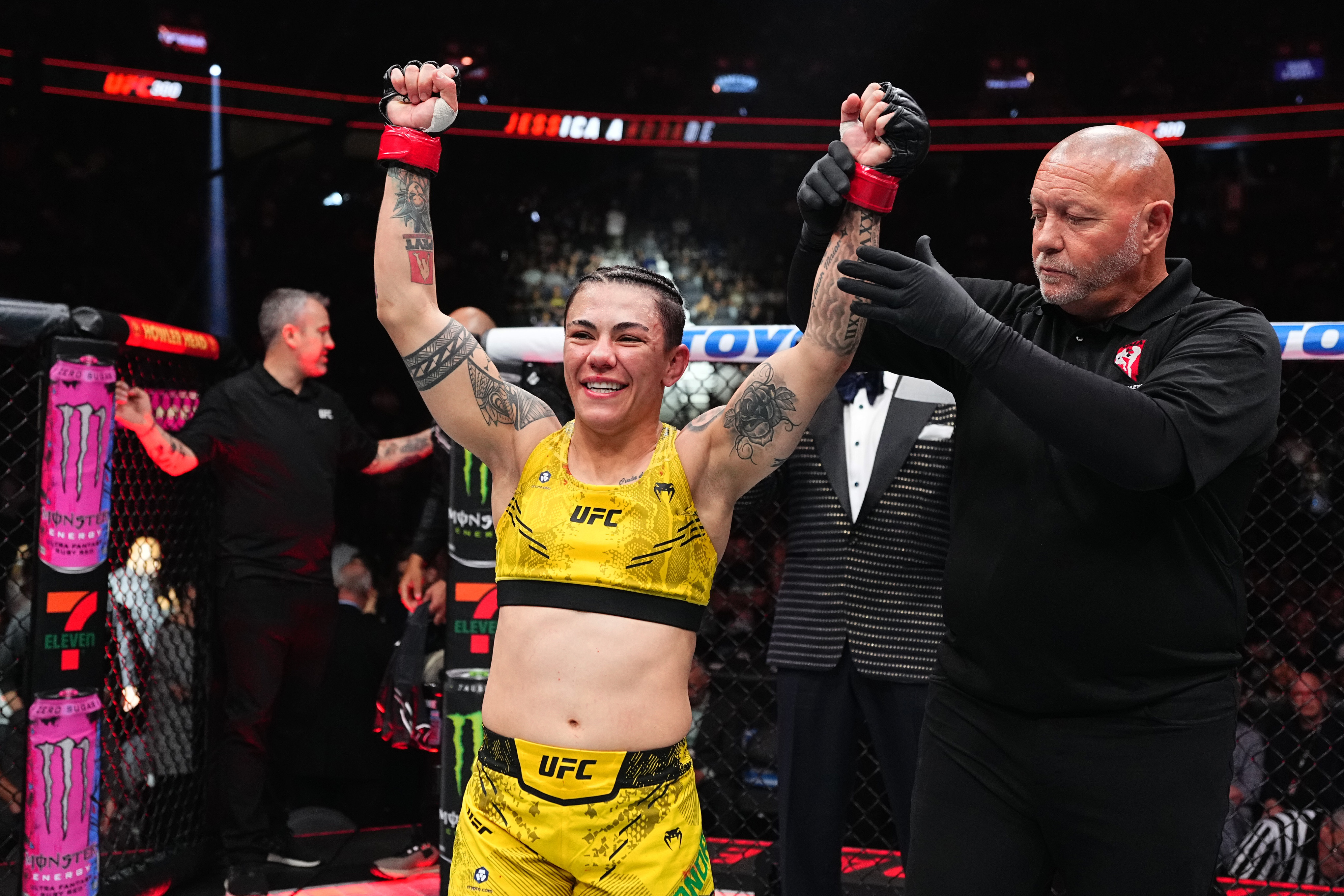 Jessica Andrade sets the record as the woman with most UFC wins