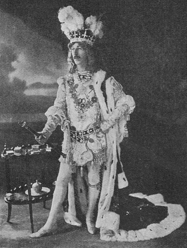 Henry Cyril Paget, 5th Marquess of Anglesey (1875–1905)
