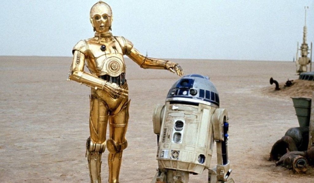Film still of Star Wars characters C-3P0 and R2D2