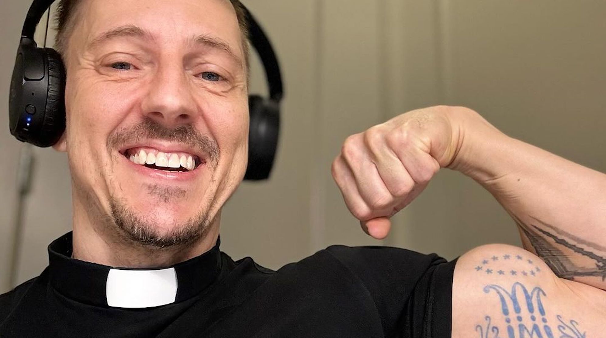 Gay bodybuilding priest goes viral with powerful message