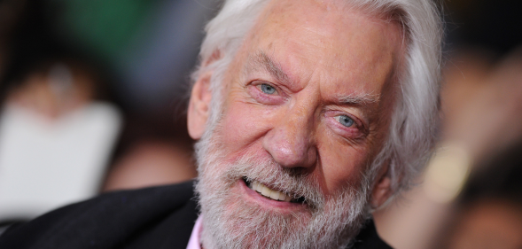 Donald Sutherland, who played Mr Bennet in Pride & Prejudice, has passed away. (Getty)