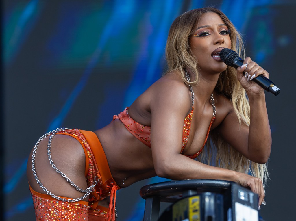 Victoria Monét performs during Lollapalooza