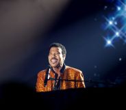 Lionel Richie announces 2025 UK and European tour and ticket details.