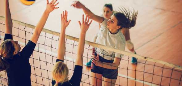 players playing volleyball