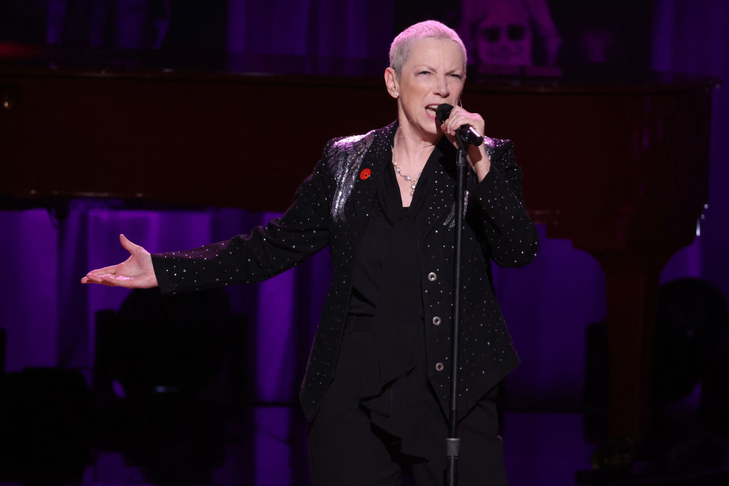 Annie Lennox announces headline London show for 2025 at Royal Albert Hall.