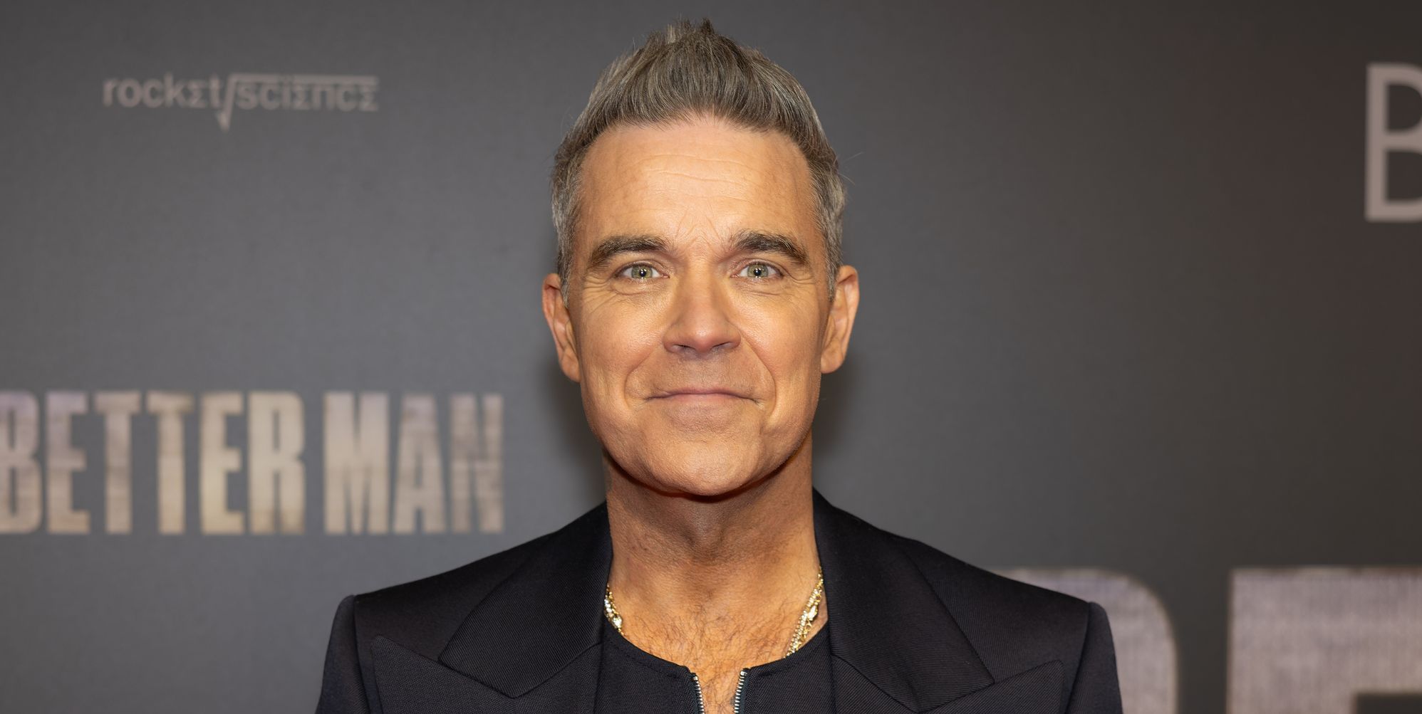 Robbie Williams jokes he ‘wants to be gay’ in Guardian interview