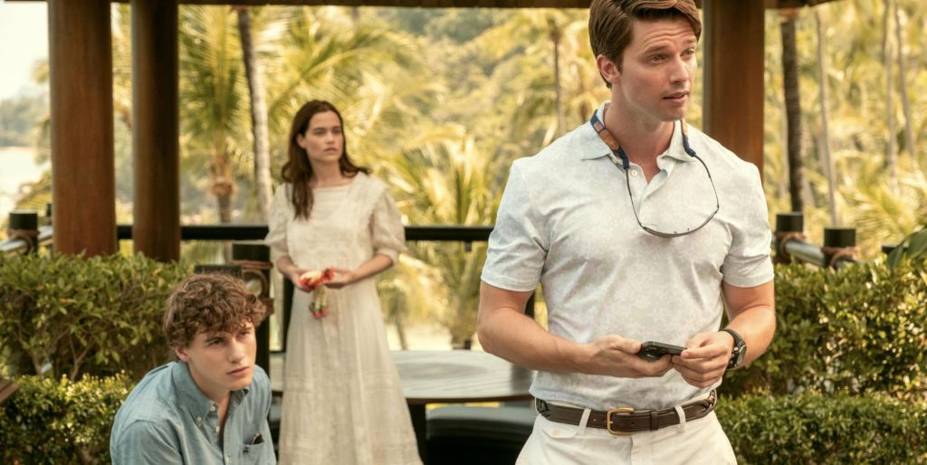 Sam Nivola, Sarah Catherine Hook, and Patrick Schwarzenegger in The White Lotus.