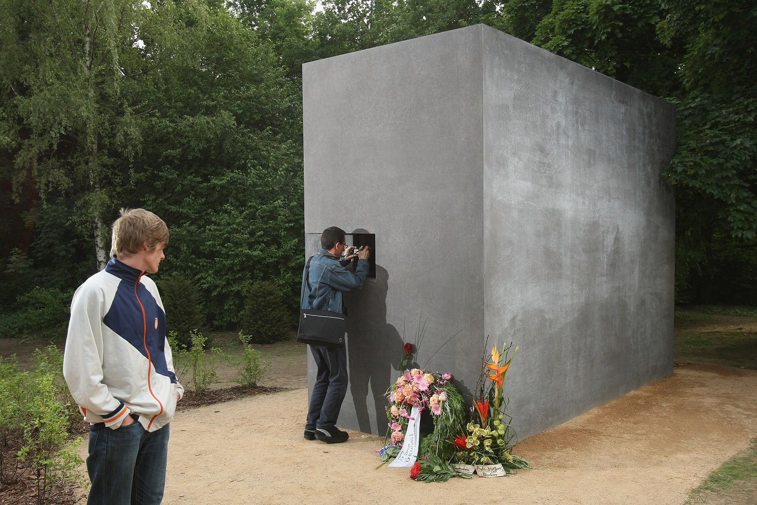 Memorial to Nazi-Era Persecuted Homosexuals