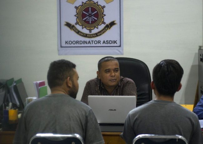 Indonesian men arrested for gay sex and facing lashes