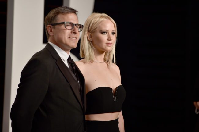 BEVERLY HILLS, CA - FEBRUARY 28:  Director David O. Russell (L) and actress Jennifer Lawrence attend the 2016 Vanity Fair Oscar Party Hosted By Graydon Carter at the Wallis Annenberg Center for the Performing Arts on February 28, 2016 in Beverly Hills, California.  (Photo by Pascal Le Segretain/Getty Images)