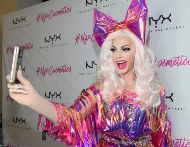 LAS VEGAS, NV - MAY 19:  Television personality Alyssa Edwards arrives at the NYX Professional Make Up store opening at the Miracle Mile Shops at Planet Hollywood Resort & Casino on May 19, 2017 in Las Vegas, Nevada.  (Photo by Bryan Steffy/Getty Images for NYX Professional Makeup)